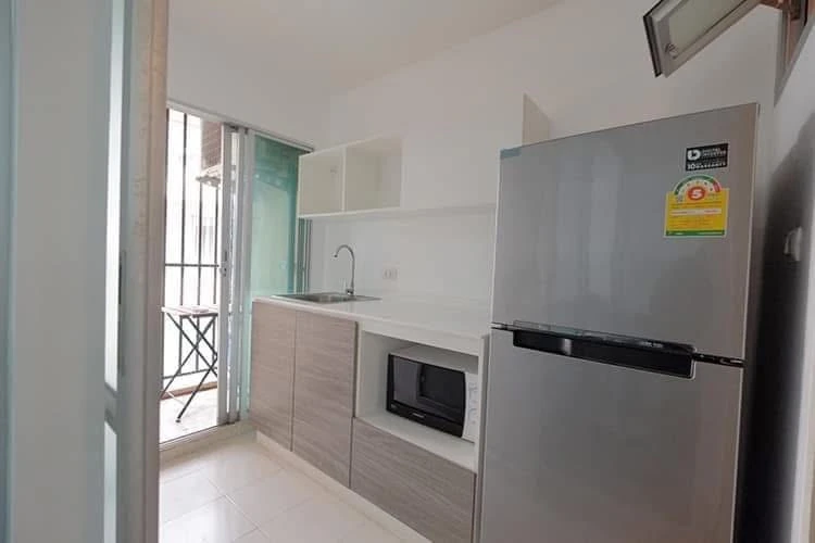 For rent dcondo Campus Resort Rangsit, 5th floor, garden view, partitioned room, fully furnished, nice to live in, book now, don't miss out.