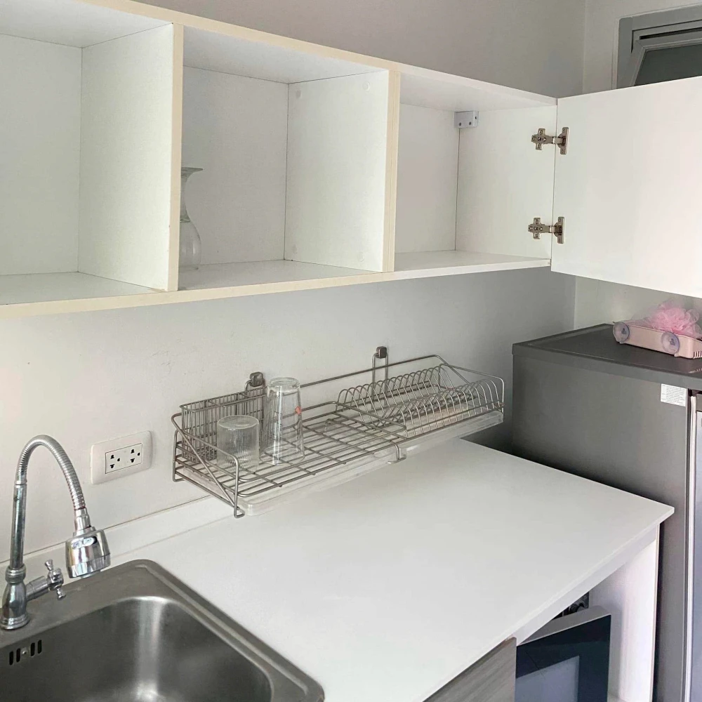 For rent: dcondo Campus Resort Rangsit, fully furnished unit, ready to move in immediately. Book now!