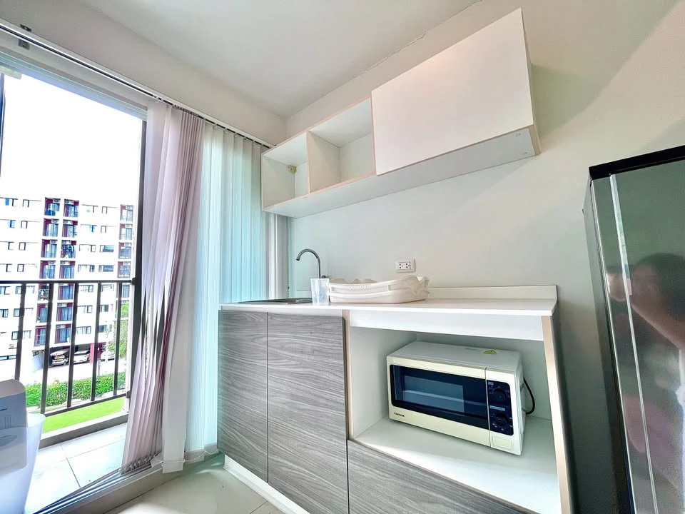 For rent: Dcondo Campus Resort Rangsit Phase 2, wide-angle room, garden view, fully furnished, ready to move in.