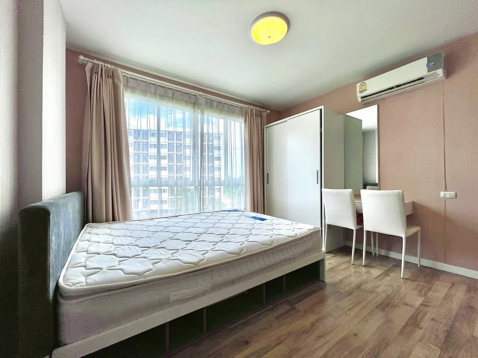 For rent: Dcondo Campus Resort Rangsit Phase 2, wide-angle room, garden view, fully furnished, ready to move in.