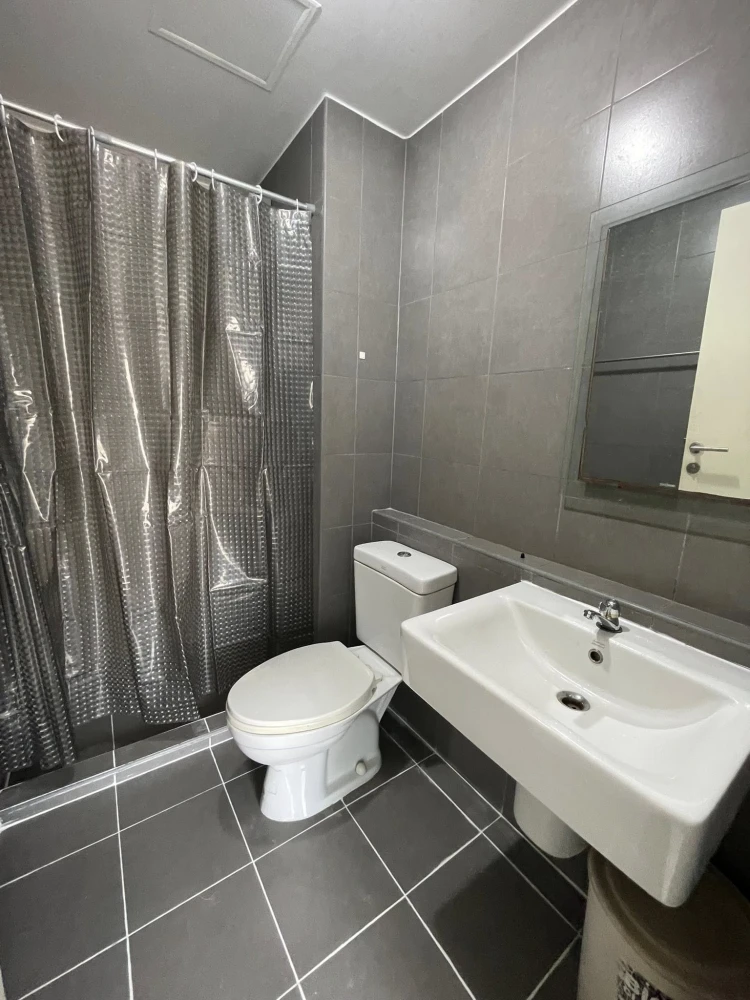 For rent: DCondo Campus Resort Rangsit Phase 1, front end, close to the road, fully furnished, double spring mattress to reduce back pain, don't miss