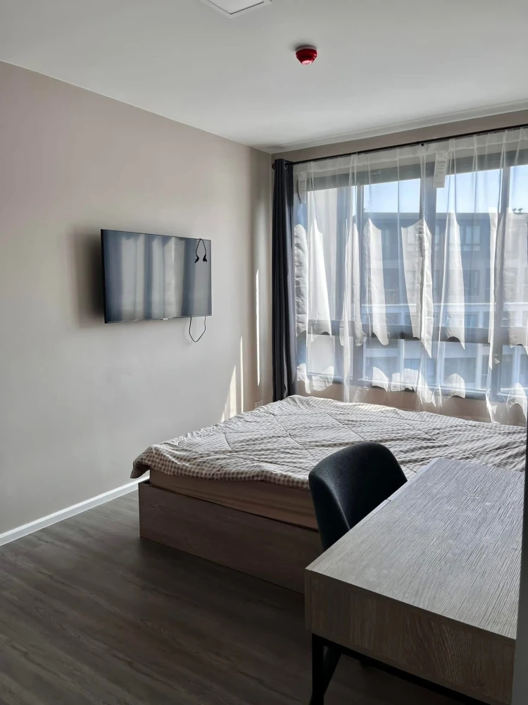 For rent: dcondo Hideaway Rangsit, 1 Bedroom, large unit, fully furnished with built-in furniture, ready to move in.