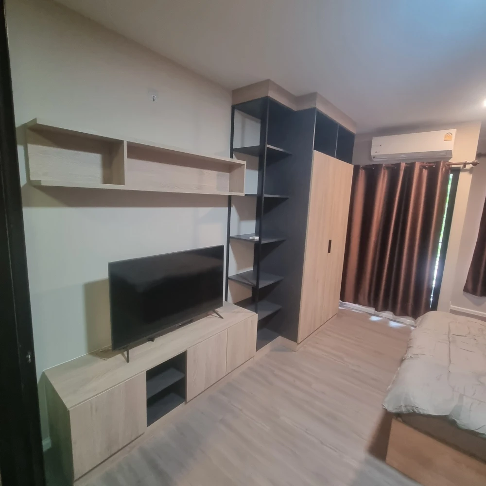 For rent: dcondo Hideaway Rangsit, 2nd floor, fully furnished room, ready to move in. Interested? Hurry and book now! Urgent!