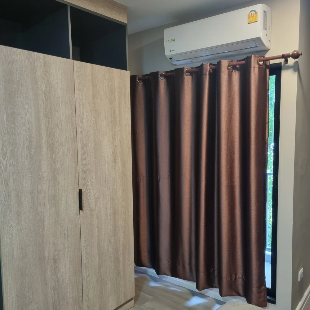 For rent: dcondo Hideaway Rangsit, 2nd floor, fully furnished room, ready to move in. Interested? Hurry and book now! Urgent!