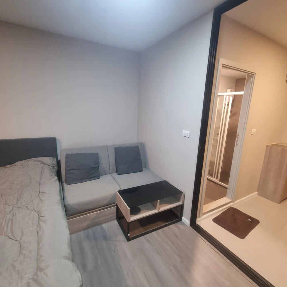 For rent: dcondo Hideaway Rangsit, 2nd floor, fully furnished room, ready to move in. Interested? Hurry and book now! Urgent!