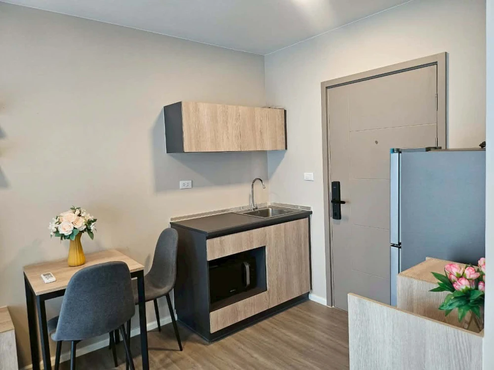 For rent: dcondo Hideaway Rangsit, 4th floor, fully furnished, very livable. Book now, don't miss out!