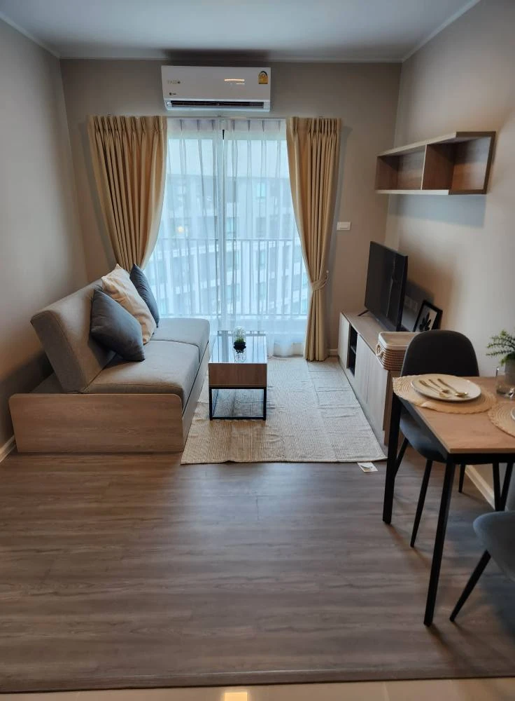 For rent DCONDO HIDEAWAY RANGSIT, good view, high privacy, not next to the garbage room, fully furnished room, don't miss it.