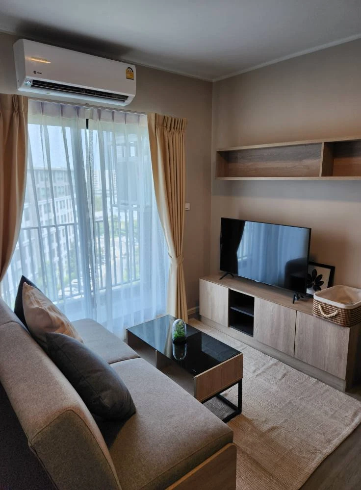 For rent DCONDO HIDEAWAY RANGSIT, good view, high privacy, not next to the garbage room, fully furnished room, don't miss it.