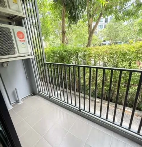 For rent: dcondo Hideaway Rangsit, a nice room on the 1st floor, great location, convenient transportation, fully furnished. Book now!