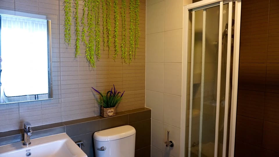 For rent: dcondo Hideaway Rangsit, a lovely room with complete decorations. Reserve now, don't miss out!
