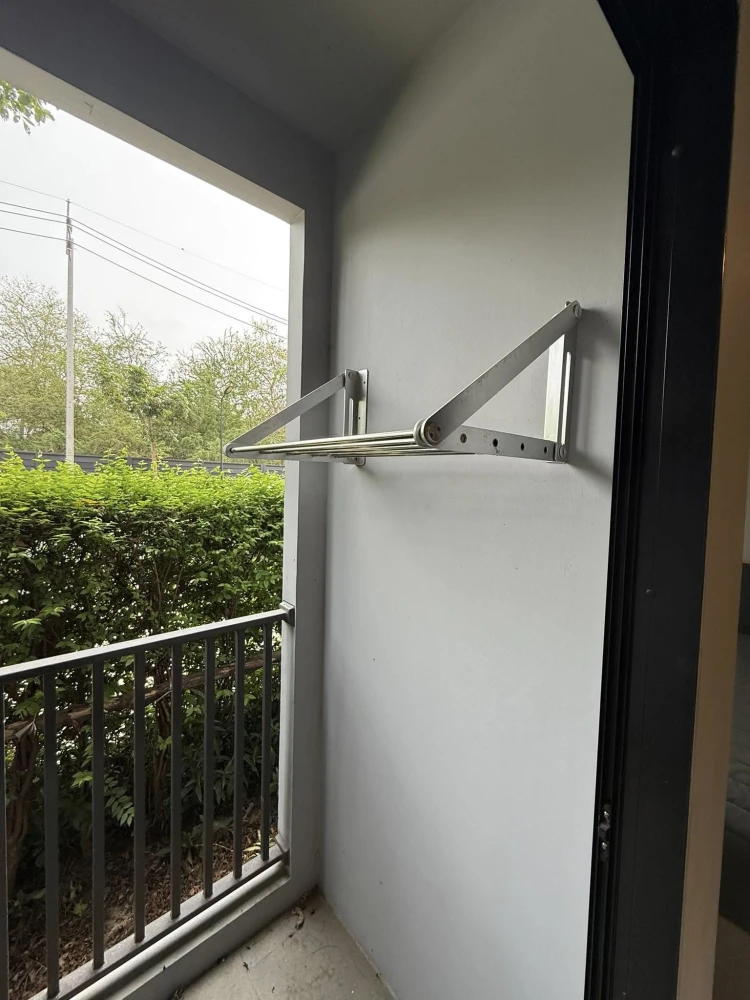For rent dcondo Hideaway Rangsit, a nice room, comes with complete furniture and electrical appliances. Book now.
