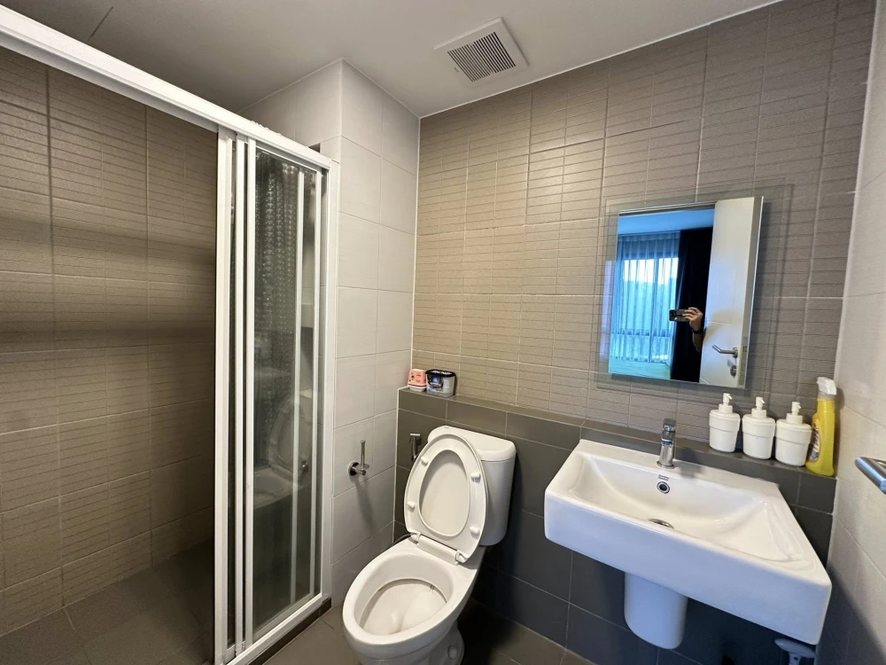 For rent: Dcondo Hideaway Rangsit, ready to move in, fully furnished, just bring your own luggage and move in.