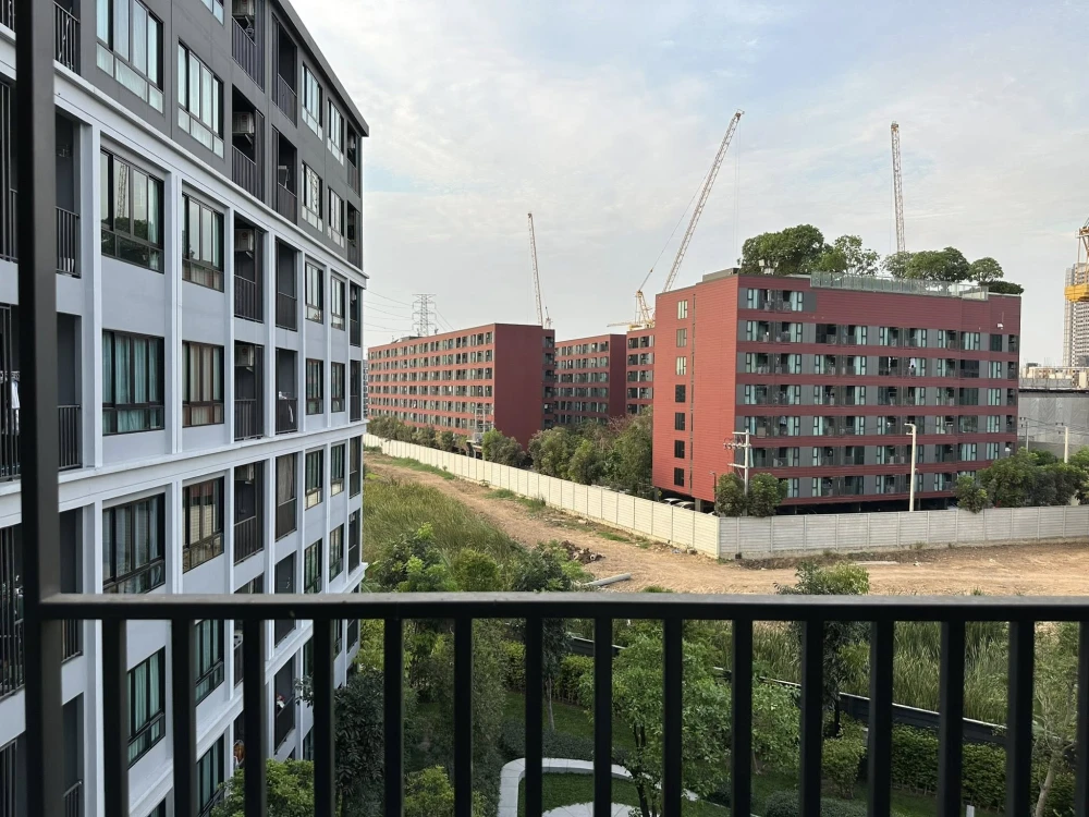 For rent: Dcondo Hideaway Rangsit, ready to move in, fully furnished, just bring your own luggage and move in.