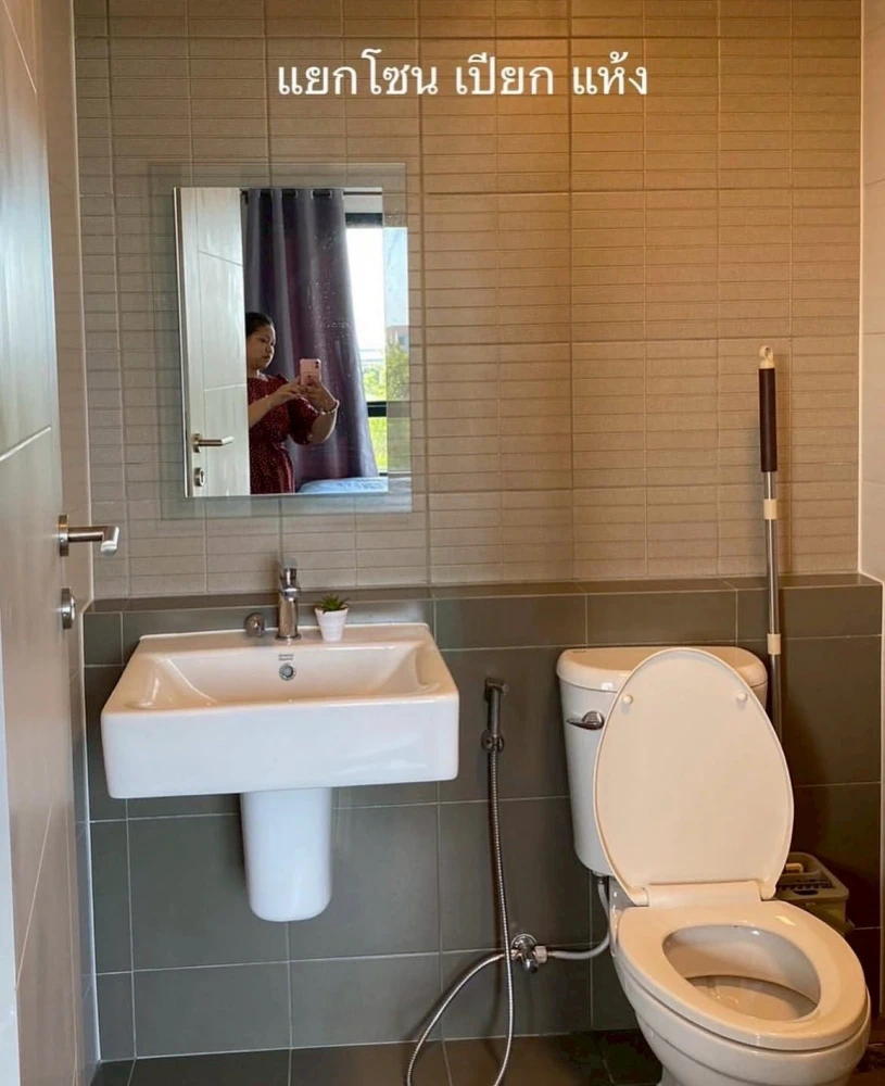 For rent: dcondo Hideaway Rangsit, fully furnished, nice room, reserve now, don't miss out!
