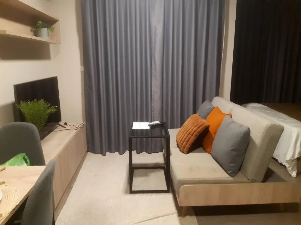 For rent: Dcondo Hideaway, 7th floor, nice room, fully furnished, book now, hurry!