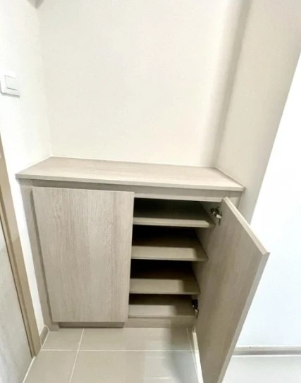 For rent dcondo hype rangsit 2nd floor, has a walk-in close, fully furnished room, ready to move in, reserve now, urgently.