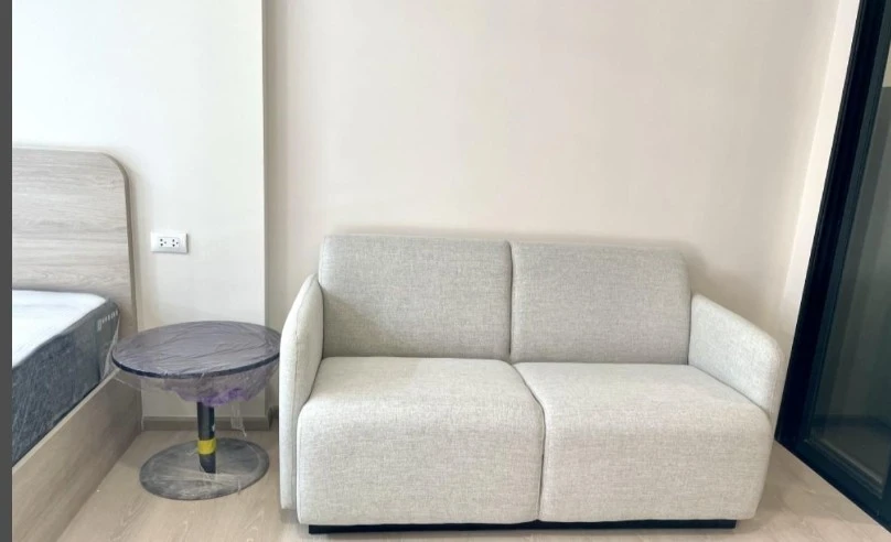 For rent dcondo hype rangsit 2nd floor, has a walk-in close, fully furnished room, ready to move in, reserve now, urgently.