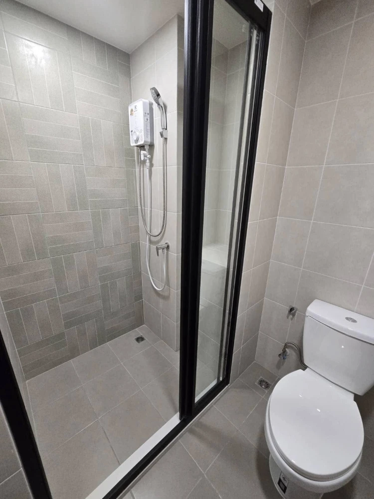 For rent dcondo hype rangsit 2nd floor, outside view, nice room, fully furnished, book now, don't miss out.