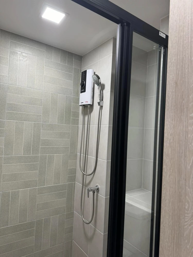 For rent dcondo hype rangsit 2nd floor, beautiful view, comes with complete decoration, book now, don't miss it.