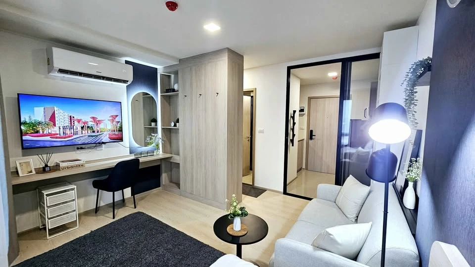 For rent: dcondo hype rangsit, 3rd floor, exterior view, beautiful room, fully furnished, ready to move in. Book now!