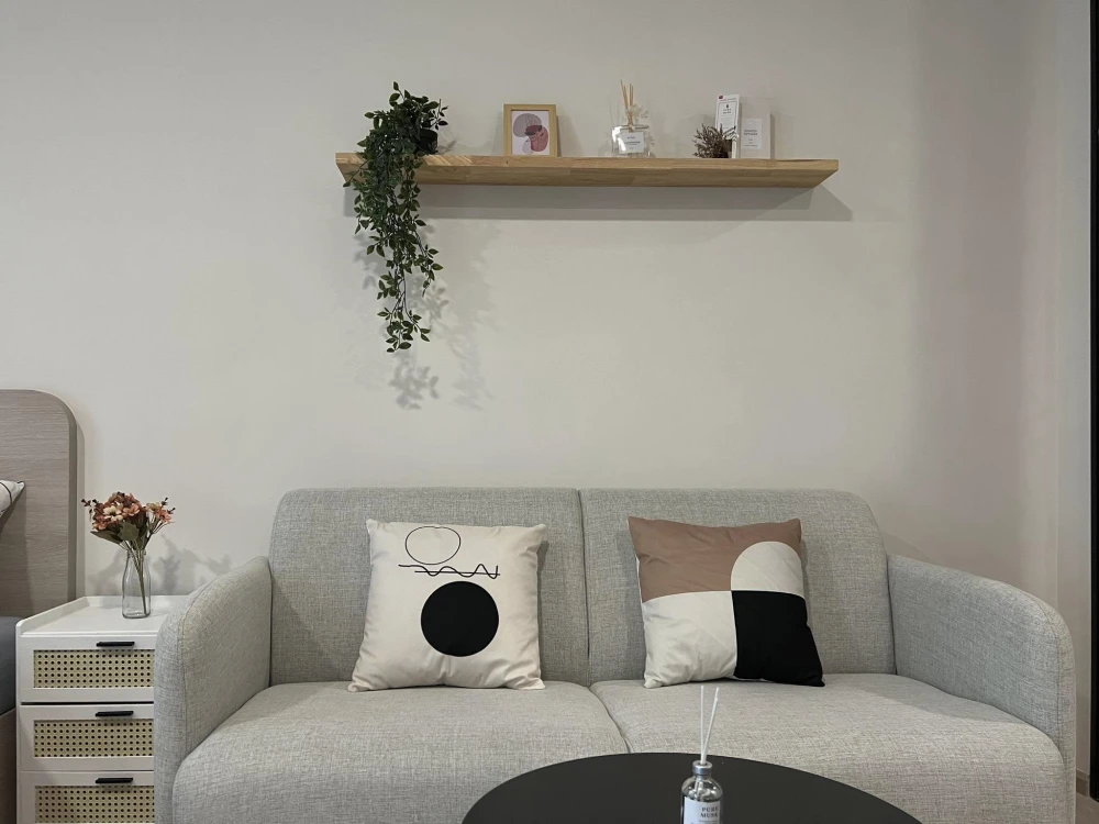 For rent dcondo hype rangsit 4th floor, outside view, fully furnished room, ready to move in, interested, book now, don't miss out.