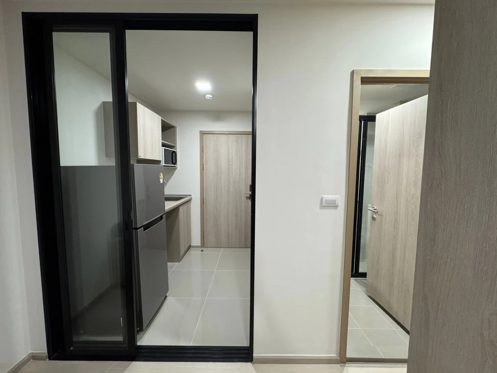 For rent: dcondo hype rangsit, 4th floor, fully furnished room, nice to live in. If interested, hurry and reserve.