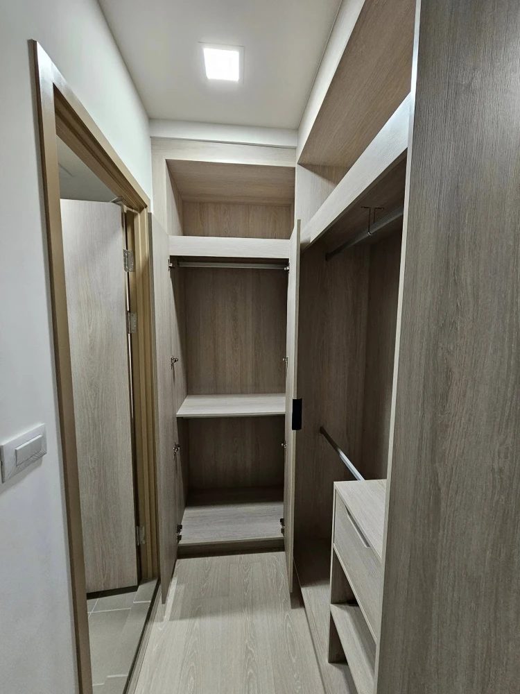 For rent dcondo hype rangsit 6th floor, comes with complete furniture and electrical appliances. Reserve now, don't miss out.