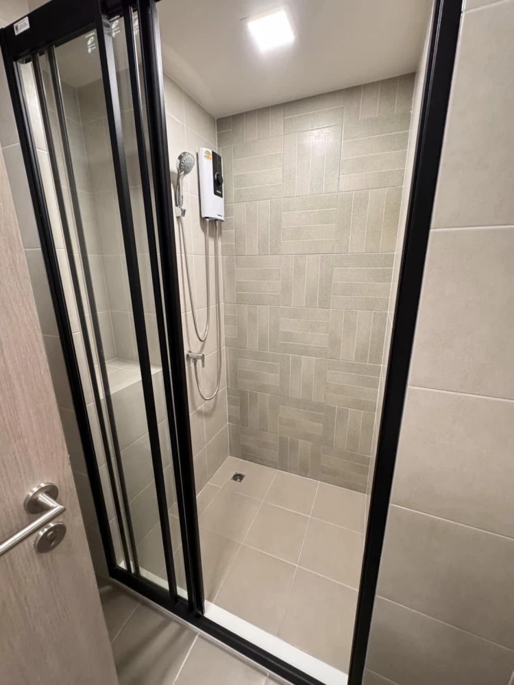 For rent: dcondo hype rangsit, 7th floor, fully furnished room, nice to live in, hurry and reserve now before it's gone.