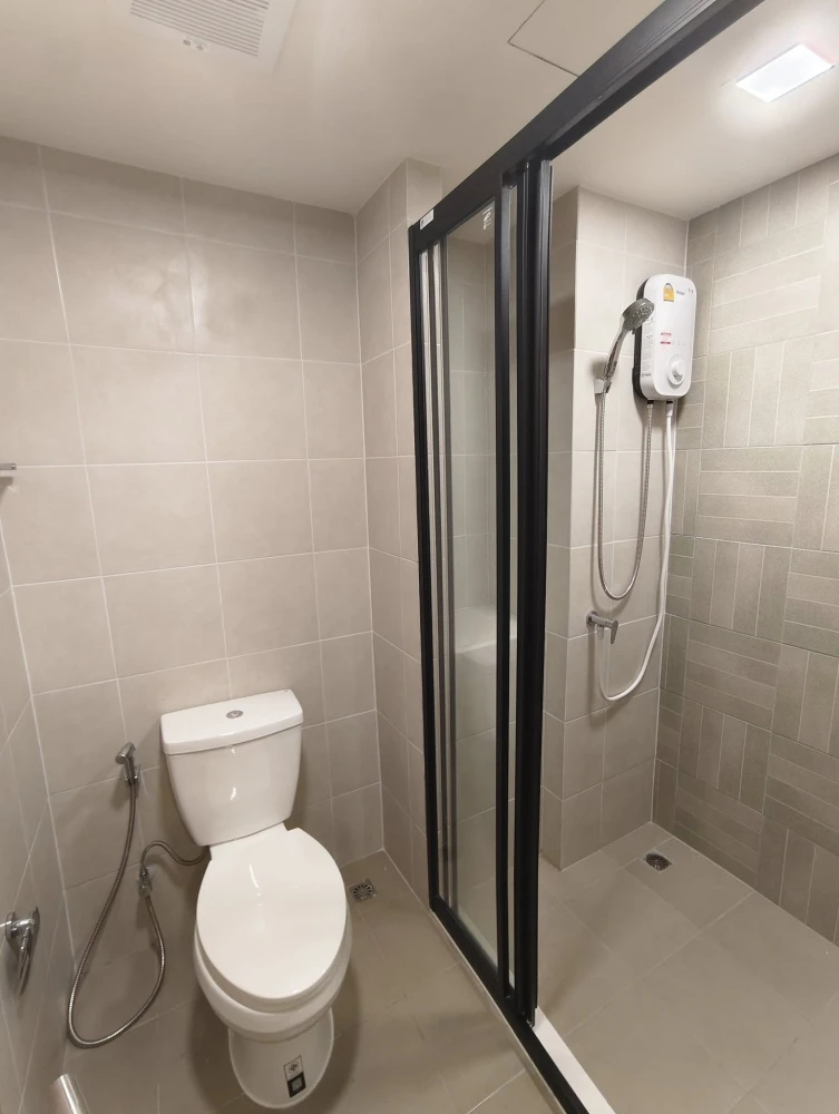 For rent dcondo hype rangsit 7th floor, fully furnished room, ready to move in, book now, don't wait.