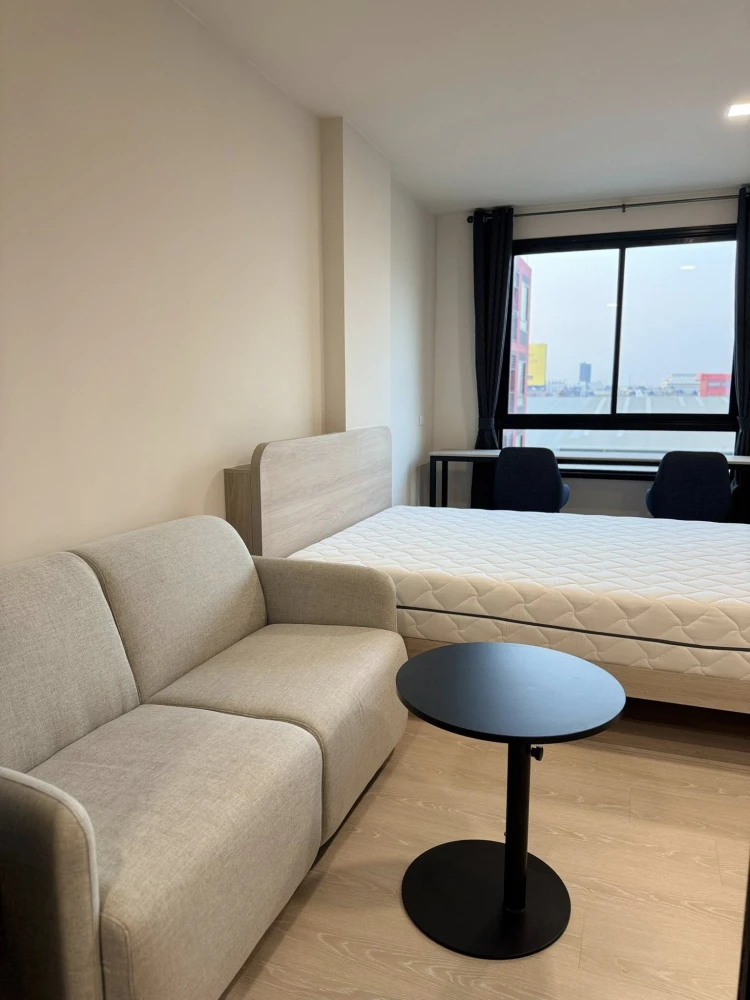 For rent: dcondo hype rangsit, 7th floor, fully furnished room, move in with your bags immediately. If interested, hurry and reserve now.