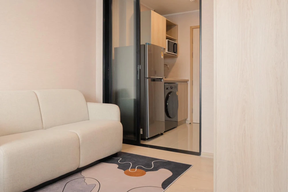 For rent: dcondo hype rangsit, 8th floor, east side, good feng shui, fully furnished, ready to move in, reserve now.