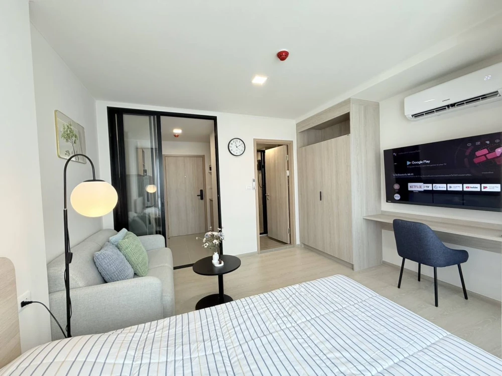 For rent: dcondo hype rangsit, 8th floor, exterior view, fully furnished, very livable. Book now!