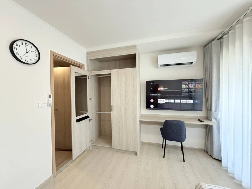 For rent: dcondo hype rangsit, 8th floor, exterior view, fully furnished, very livable. Book now!