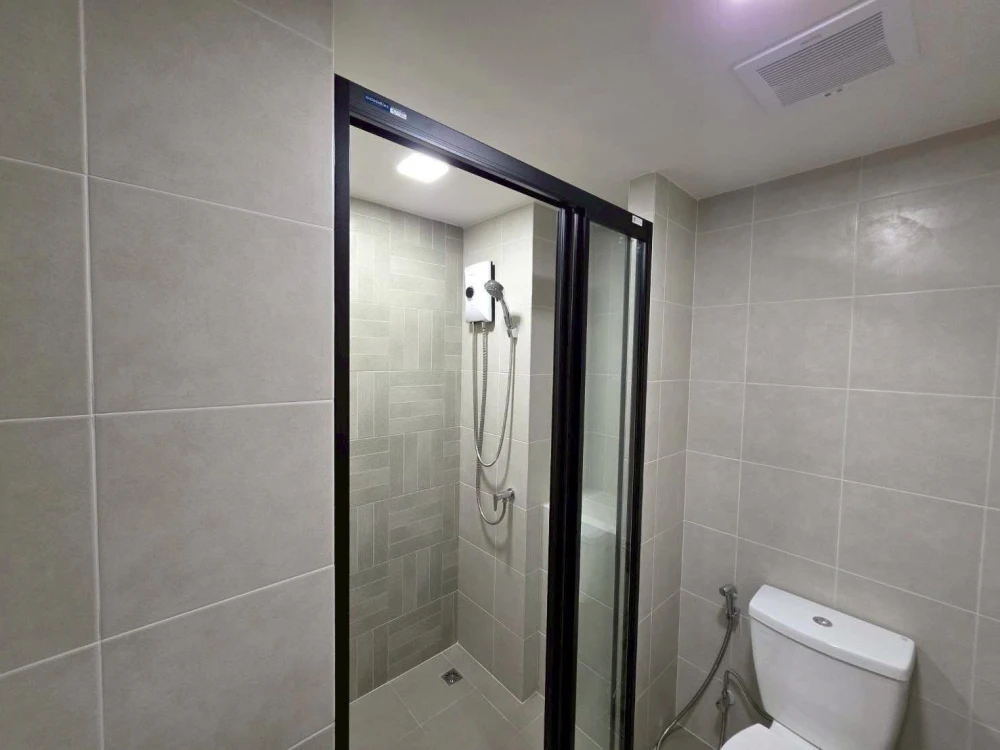 For rent: dcondo hype rangsit, 8th floor, nice room, fully furnished, hurry and reserve now!