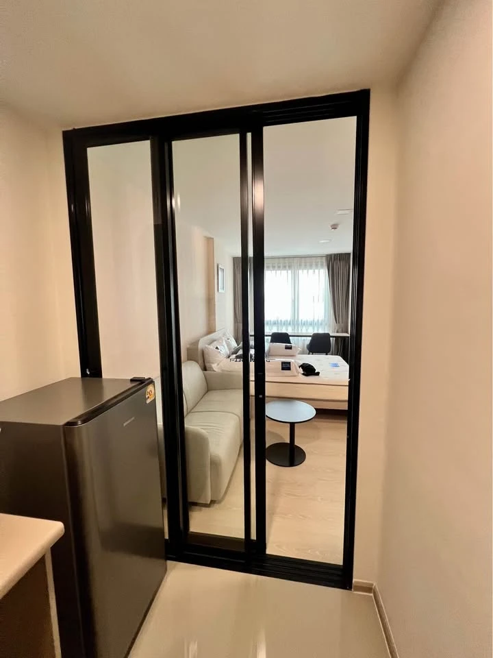 For rent: dcondo Hype Rangsit, Studio room with full set of furniture, just bring your own luggage and move in.
