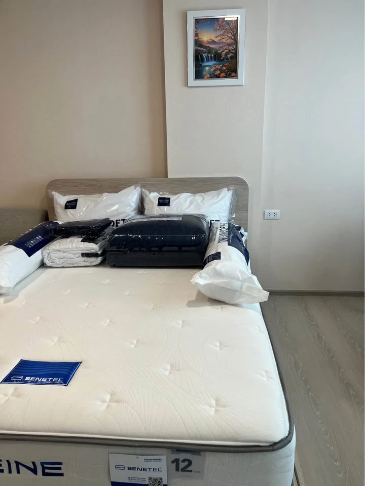 For rent: dcondo Hype Rangsit, Studio room with full set of furniture, just bring your own luggage and move in.