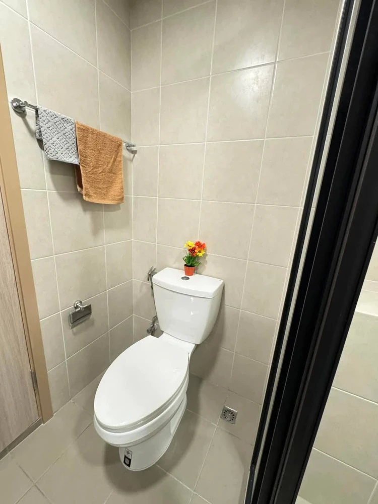 For rent: DCondo Hype Rangsit, a nice room, complete with furniture and electrical appliances. If you don't book, you'll regret it later.