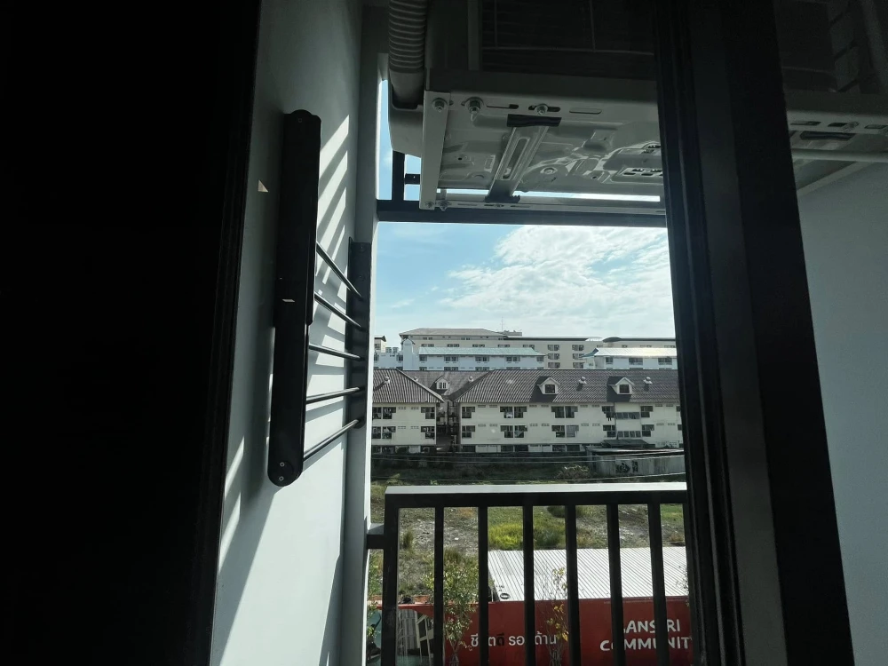For rent: Dcondo Hype Rangsit, ready to move in, complete facilities, affordable price, book now.