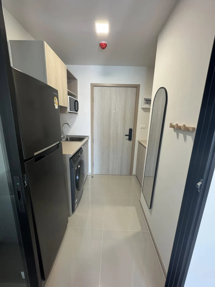 For rent: DCondo Hype Rangsit, opposite Bangkok University, fully furnished, appliances included, ready to move in. You must book this.
