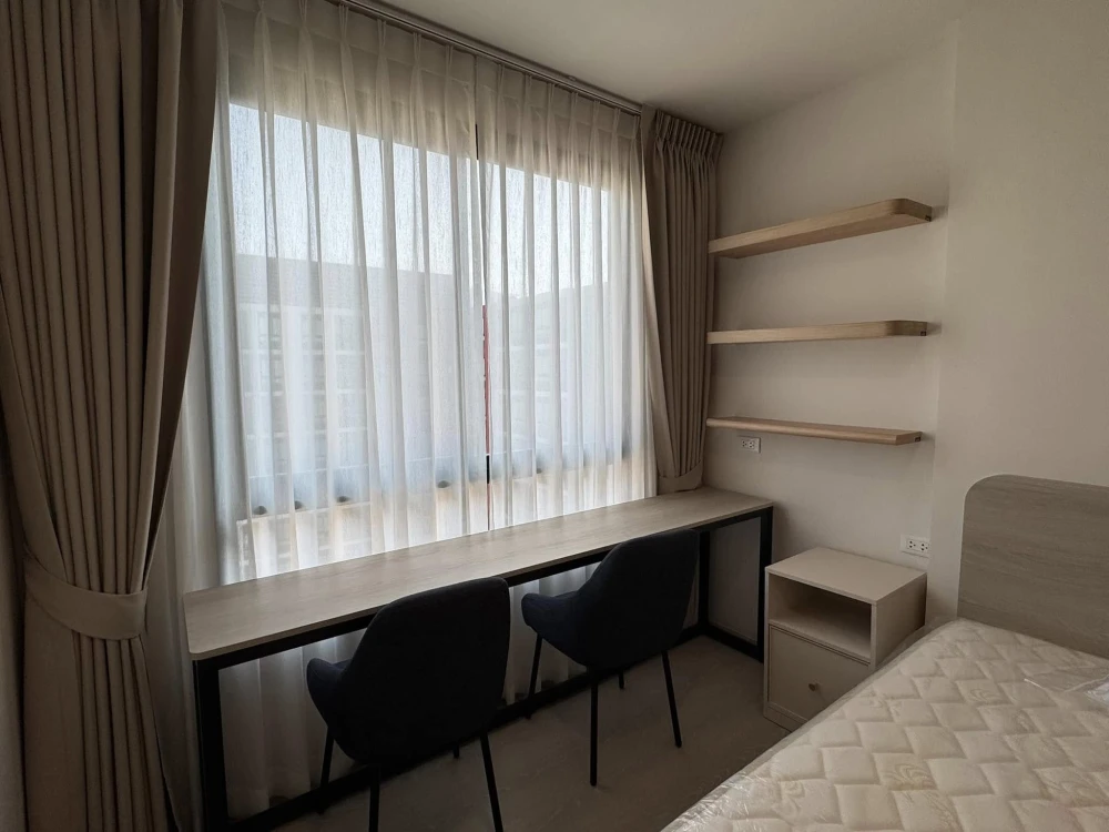 For rent: DCondo Hype Rangsit, opposite Bangkok University, fully furnished, appliances included, ready to move in. You must book this.