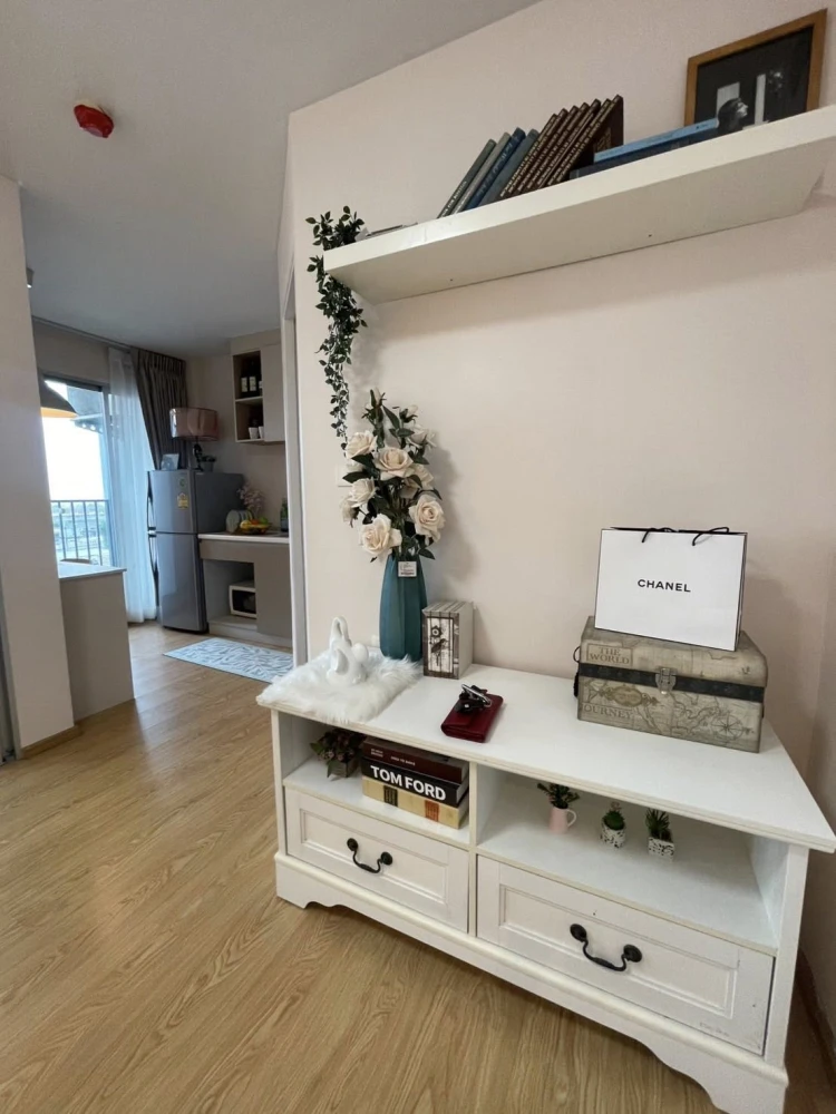 For rent: DCondo Rattanathibet, 8th floor. Beautifully decorated unit, ready to move in. Book now!