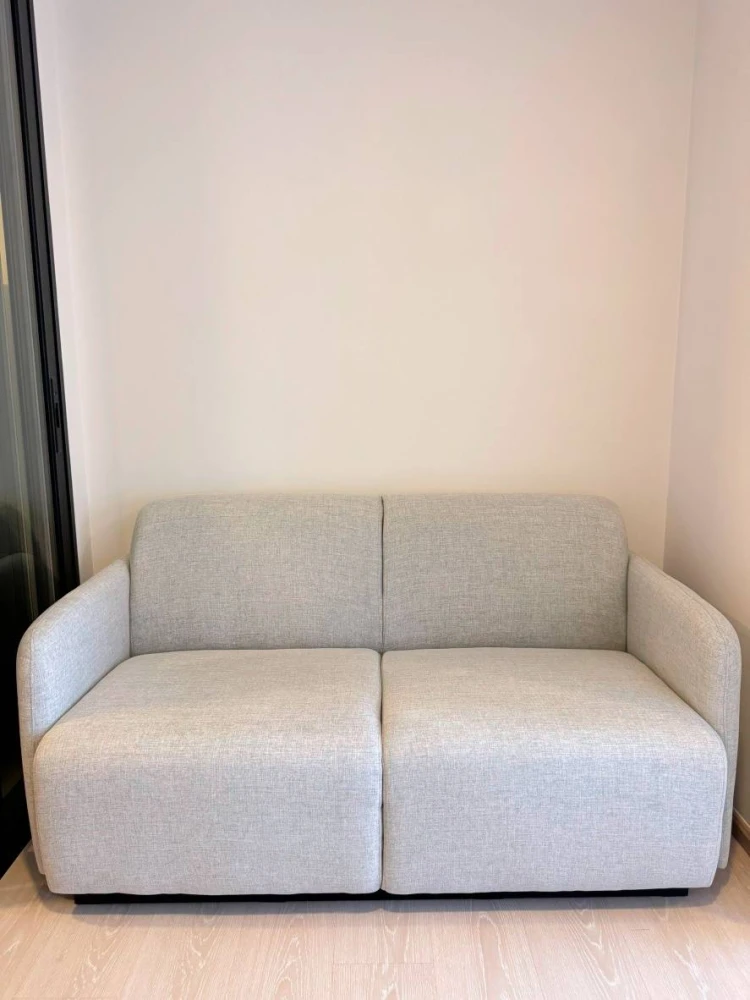 For rent: dcondo Shine Rangsit, 2nd floor. Nice, fully furnished unit. Book now! Don't miss out!