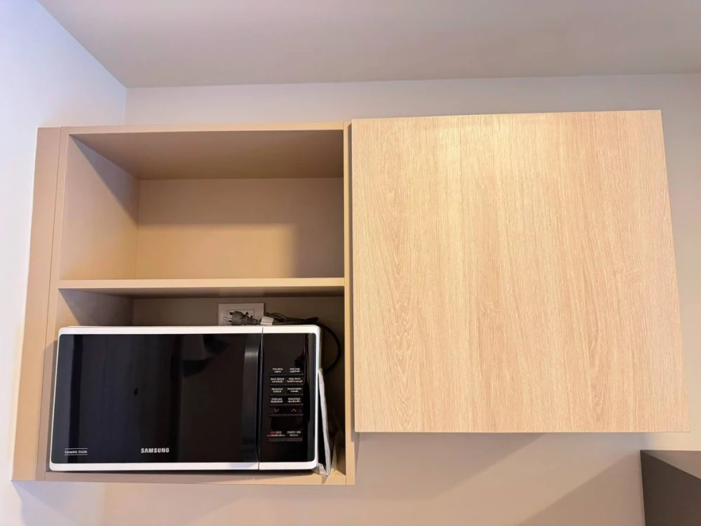 For rent: dcondo Shine Rangsit, 2nd floor. Nice, fully furnished unit. Book now! Don't miss out!