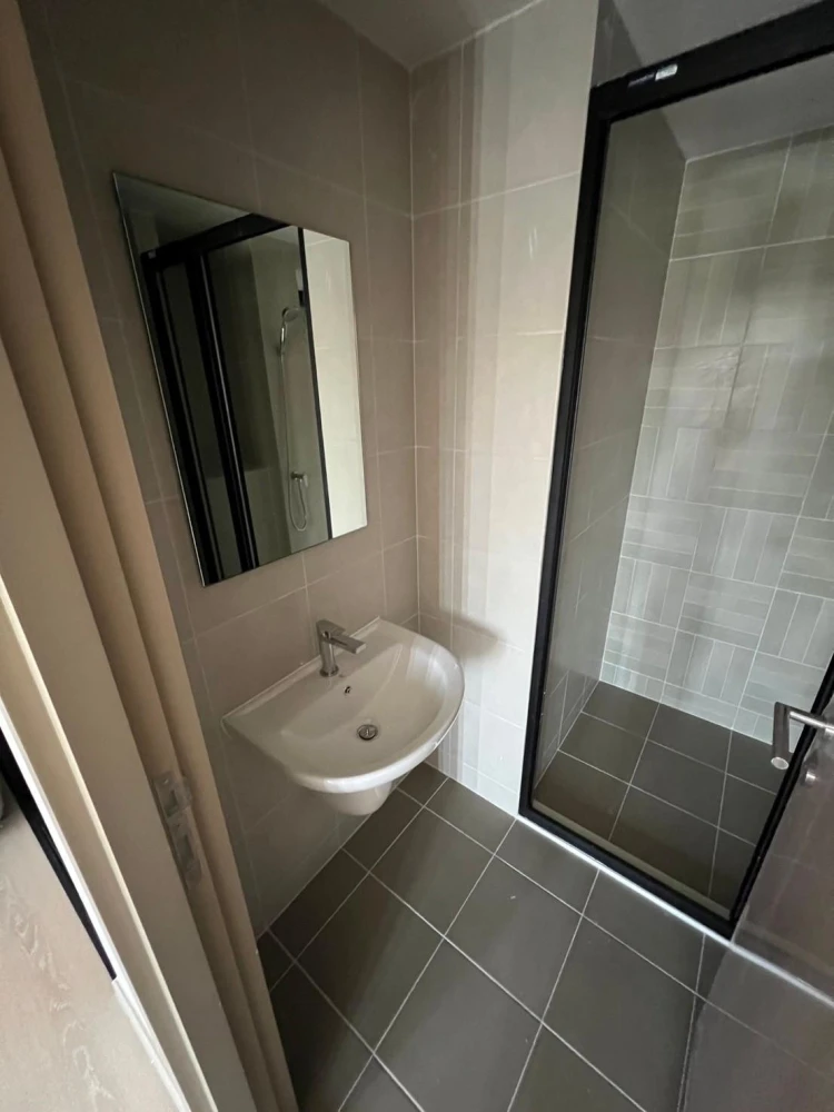 For rent: dcondo shine rangsit, 2nd floor, fully furnished room, nice to live in, reserve now, don't miss out, hurry!