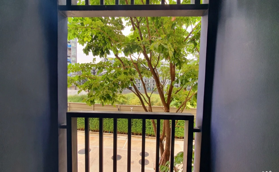 For rent: dcondo shine rangsit, 2nd floor, fully furnished room, ready to move in, just bring your bag, don't wait.