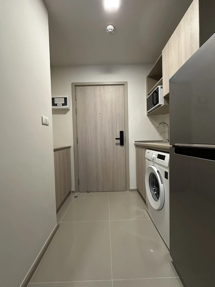 For rent dcondo shine rangsit 3rd floor, fully furnished room, nice to live in, book now before you miss out.