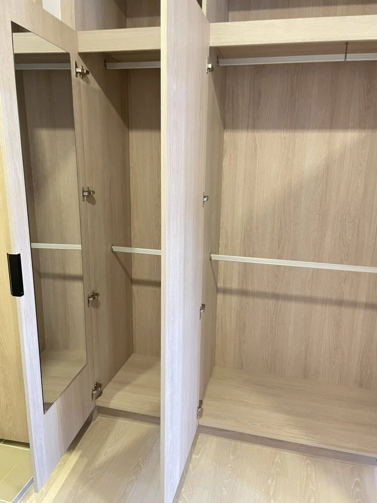 For rent: dcondo shine rangsit, 5th floor, comes with complete furniture and appliances. Reserve now, urgently.