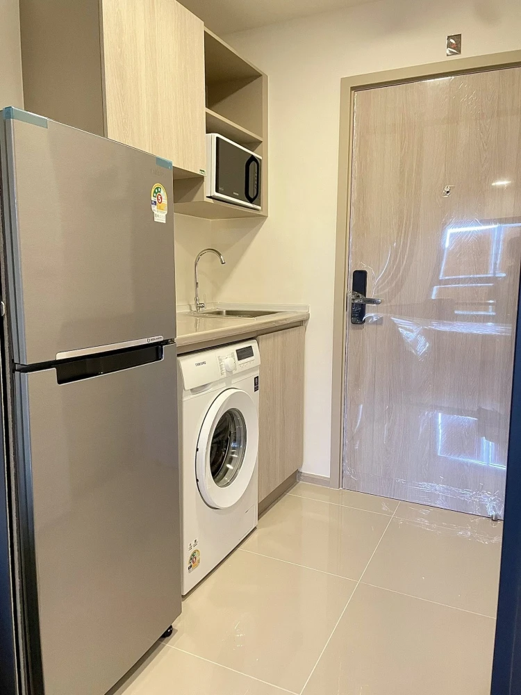 For rent: dcondo shine rangsit, 5th floor, comes with complete furniture and appliances. Reserve now, urgently.
