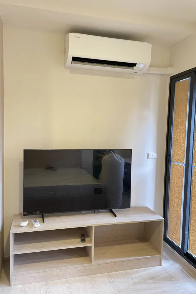 For rent: dcondo shine rangsit, 5th floor, comes with complete furniture and appliances. Reserve now, urgently.