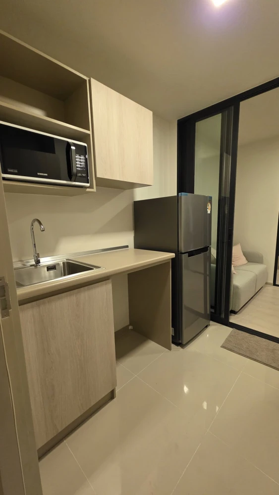 For rent dcondo shine rangsit 5th floor, fully furnished room, ready to move in, book now, don't miss out.